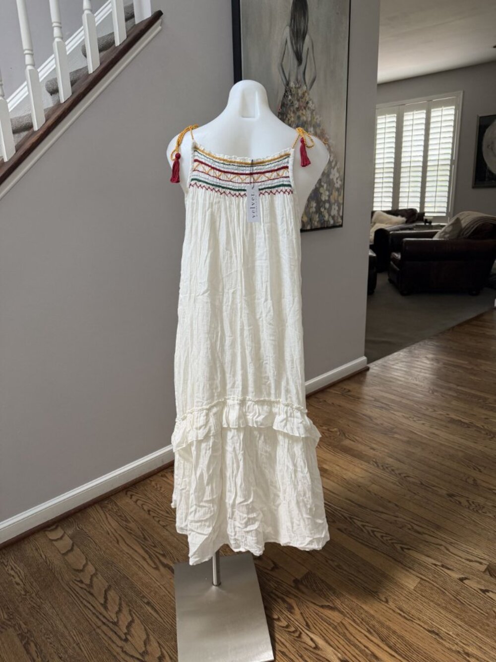 NWT Velvet by Graham & Spencer Aira Embroidered Gauze Midi Dress White Size XS - Picture 2 of 2